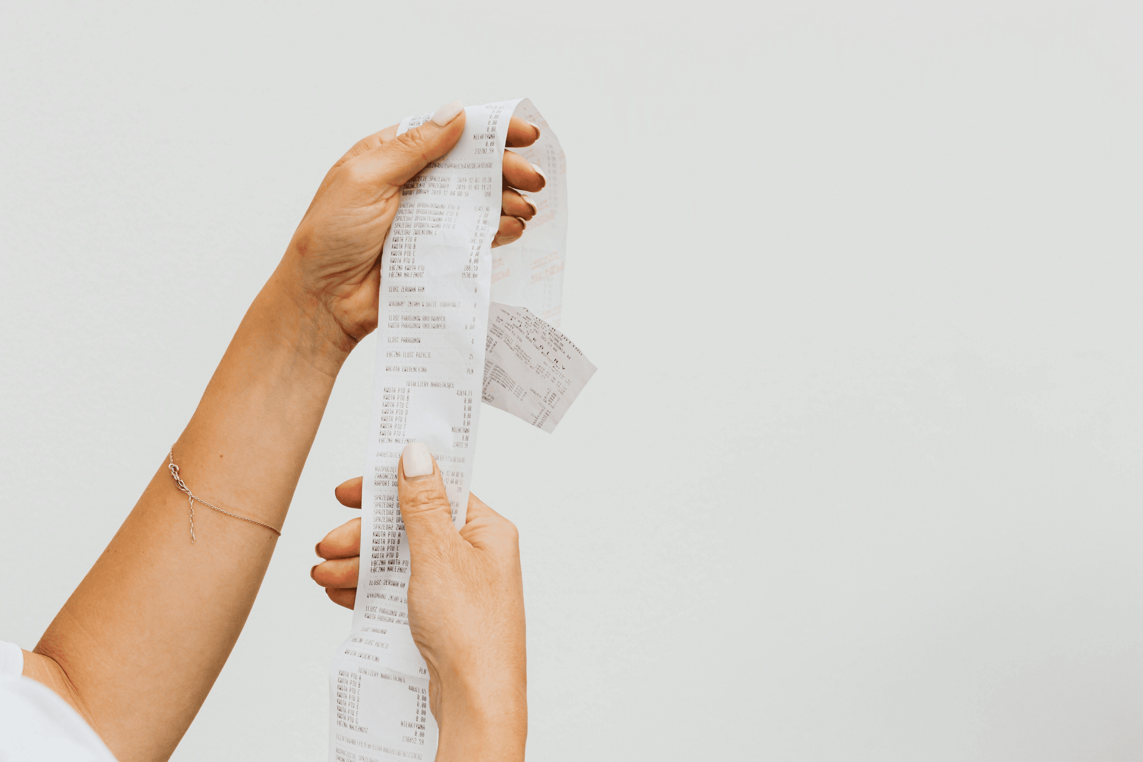 Do Customers Still Expect Receipts in 2025? (What Small Businesses Should Know)