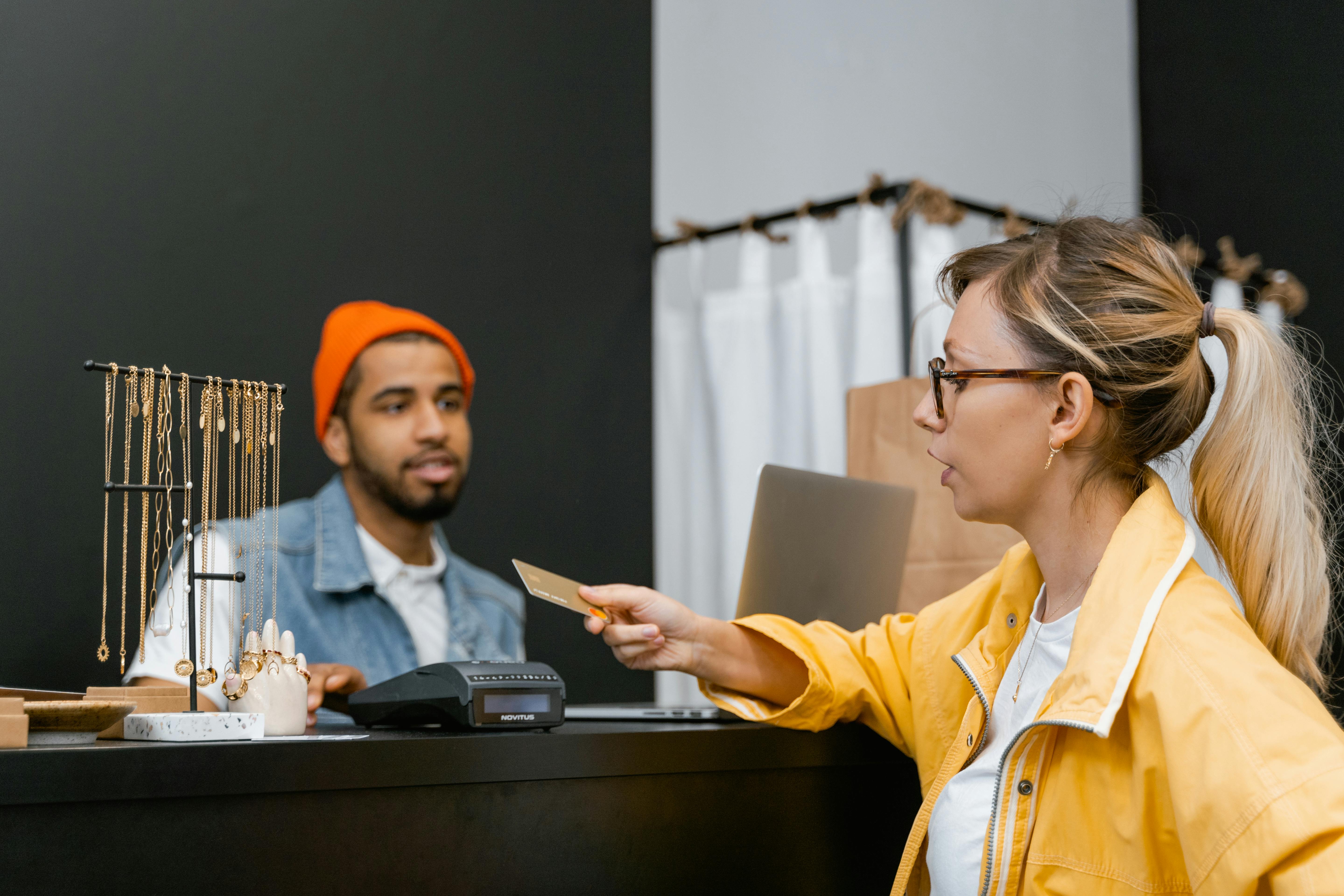 What to Look for in a Payment Terminal (Before You Buy)